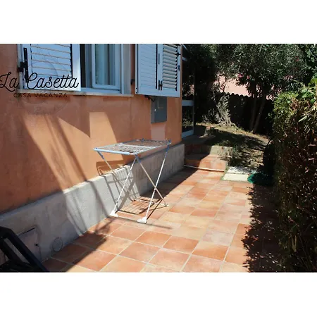 Casetta, Degli Ulivi, Free Parking